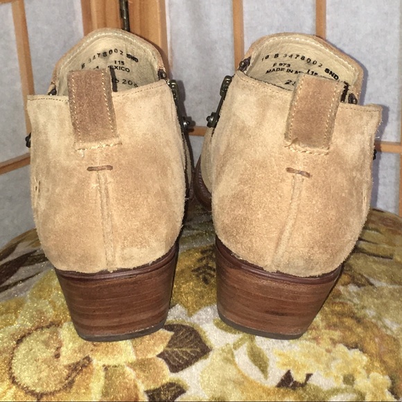 *SOLD* Frye Suede Sacha Moto Booties Tan Sz 10 B - Picture 4 of 13